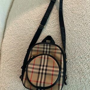 Burberry vintage crossbody bag